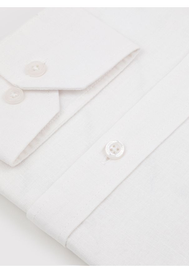 Pako Lorente - Biała koszula męska z lnem. Kolor: niebieski, biały. Materiał: len. Długość rękawa: długi rękaw. Długość: długie. Sezon: wiosna