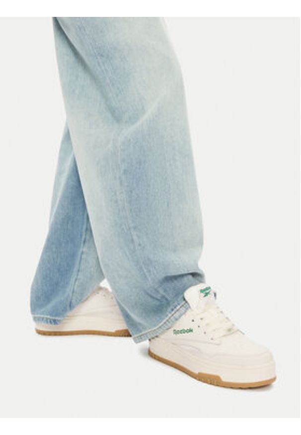 Reebok Sneakersy REE VAMP AR30240WCG Écru. Kolor: kremowy. Materiał: skóra