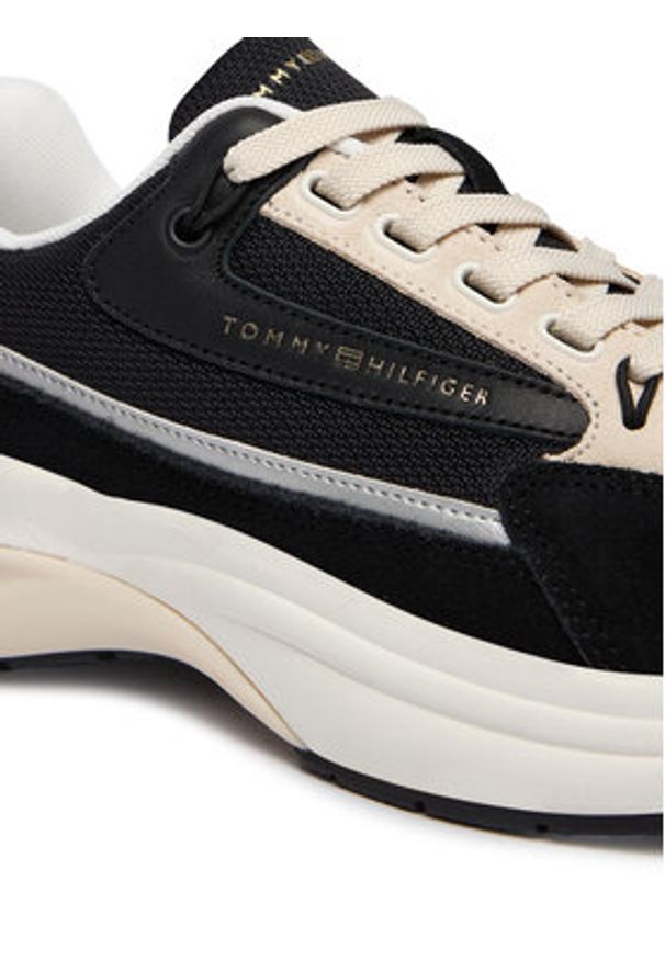 TOMMY HILFIGER - Tommy Hilfiger Sneakersy Th Sporty Chic Runner FW0FW09187 Czarny. Kolor: czarny. Materiał: skóra, zamsz