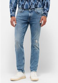 Mustang - Męskie Spodnie Jeansowe MUSTANG Oregon Slim Denim Blue 1015865 5000 424. Okazja: na co dzień. Stan: obniżony. Styl: klasyczny, casual, sportowy #1