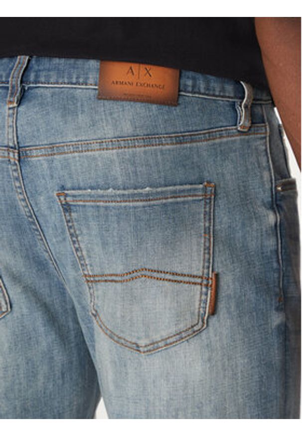 Armani Exchange Jeansy XM000049 AF13331 MB001 Niebieski Slim Fit. Kolor: niebieski