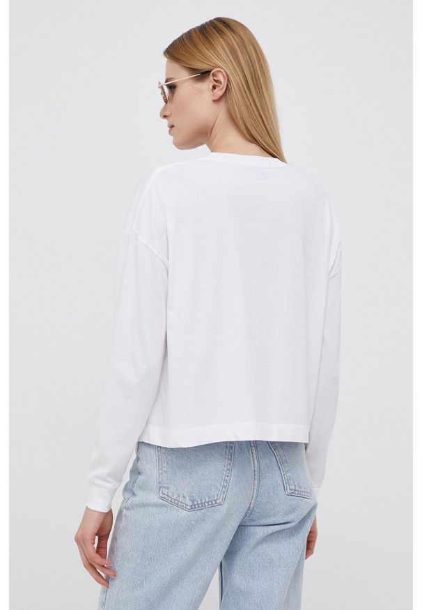 Quiksilver longsleeve bawełniany kolor biały. Kolor: biały. Materiał: bawełna. Długość rękawa: długi rękaw. Wzór: nadruk