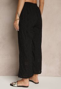 Renee - Czarne Spodnie High Waist z Bawełnianej Tkaniny Zdobionej Haftem Mevirona. Okazja: na co dzień. Stan: podwyższony. Kolor: czarny. Materiał: bawełna, tkanina. Wzór: haft, aplikacja. Styl: casual, elegancki