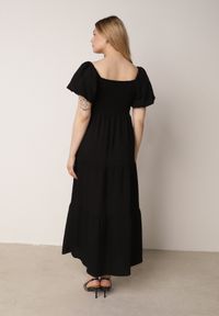 Born2be - Czarna Wiskozowa Sukienka z Bufiastymi Rękawami i Marszczoną Górą Liones. Okazja: na co dzień. Kolor: czarny. Materiał: wiskoza. Długość rękawa: krótki rękaw. Sezon: lato. Typ sukienki: proste. Styl: wakacyjny, casual #2