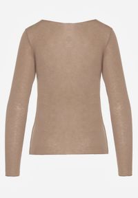 Renee - Beżowa Bluzka Longsleeve z Wiskozy i Kaszmiru Unelle. Kolor: beżowy. Materiał: wiskoza, kaszmir. Długość rękawa: długi rękaw. Styl: klasyczny #8