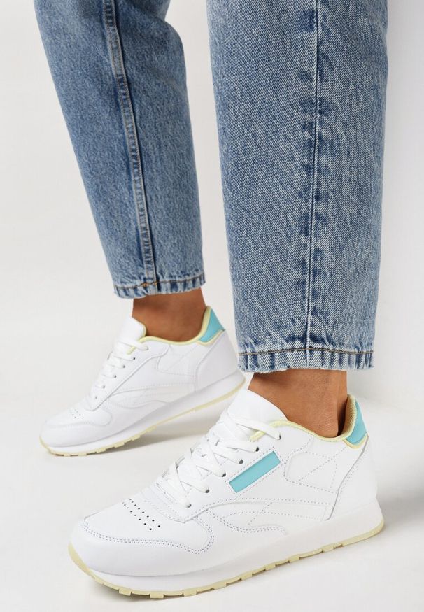 Born2be - Białe Sneakersy z Przeszyciami Elistria. Okazja: na co dzień. Kolor: biały
