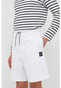 Armani Exchange szorty bawełniane męskie kolor biały. Kolor: biały. Materiał: bawełna