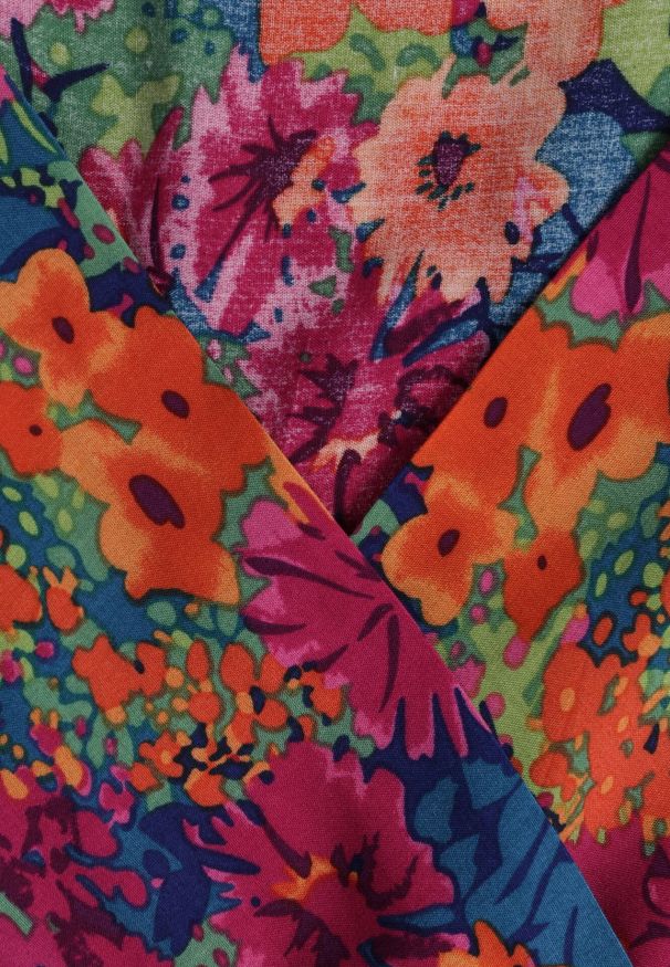 Born2be - Różowa Sukienka z Wiskozy Cliera. Okazja: na imprezę. Kolor: różowy. Materiał: wiskoza. Wzór: aplikacja, kolorowy, kwiaty. Sezon: lato. Typ sukienki: kopertowe. Styl: elegancki, retro. Długość: maxi