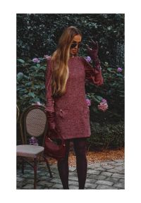 MOE - Elegancka sukienka tweedowa trapezowa mini bordowa. Kolor: czarny, różowy, szary, czerwony. Typ sukienki: trapezowe. Styl: elegancki. Długość: mini #6