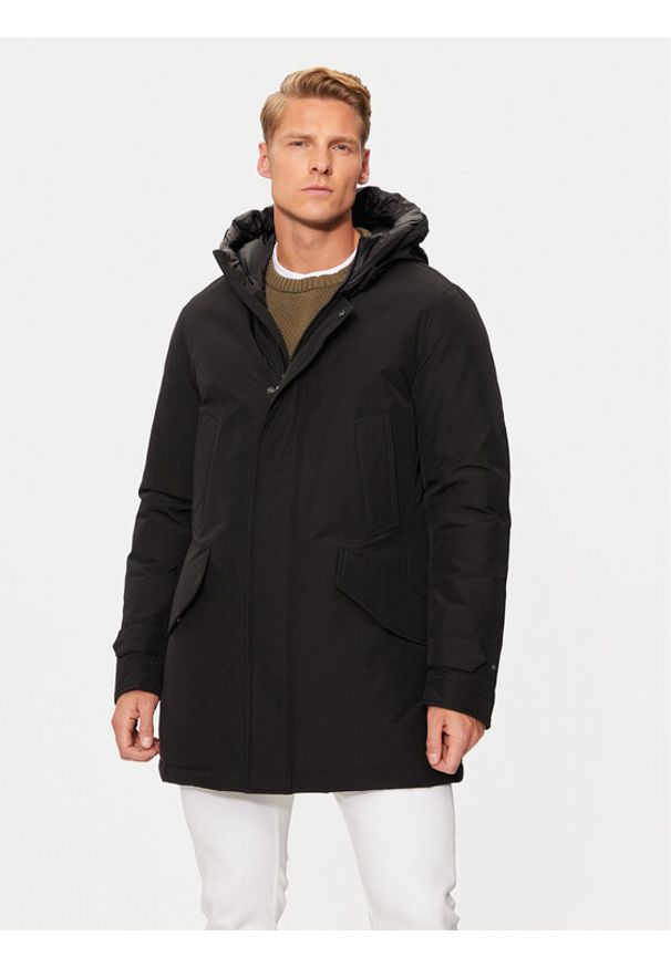 Woolrich Kurtka puchowa CFWOOU0487MRUT0001 Czarny Regular Fit. Kolor: czarny. Materiał: bawełna