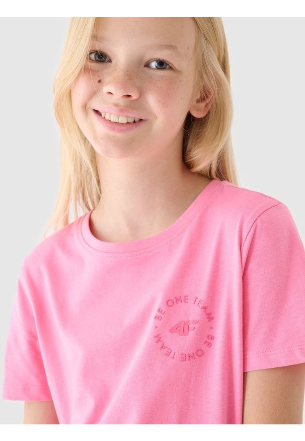 4f - 4F T-shirt z nadrukiem dziewczęcy - różowy 122 (6-7 lat). Okazja: na co dzień. Kolor: różowy. Materiał: bawełna, jersey, dzianina. Długość rękawa: krótki rękaw. Długość: krótkie. Wzór: nadruk. Sezon: lato. Styl: sportowy, klasyczny, casual