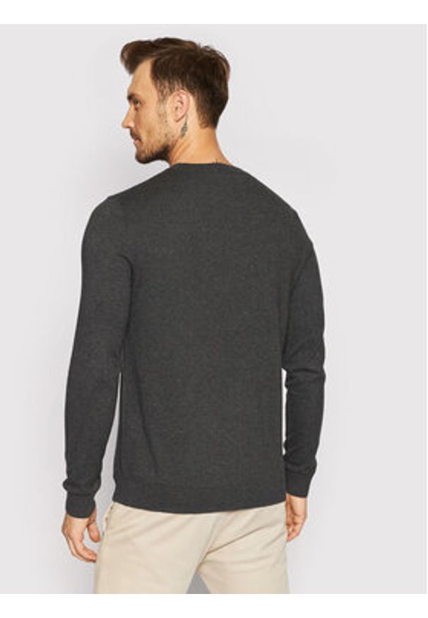Selected Homme Sweter Berg 16074682 Szary Regular Fit. Kolor: szary. Materiał: bawełna
