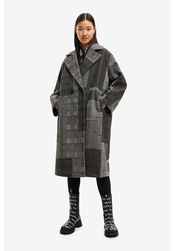 Desigual płaszcz damski kolor szary przejściowy. Kolor: szary