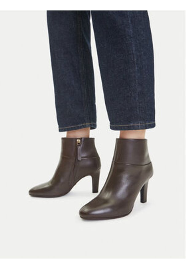 Gino Rossi Botki EO-SARA-121926 Brązowy. Kolor: brązowy. Materiał: skóra