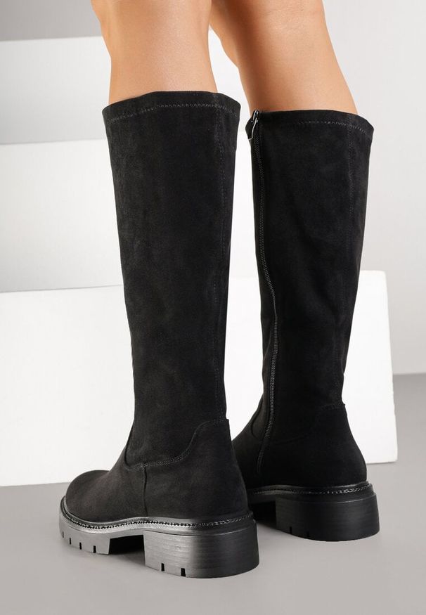 Renee - Czarne Kozaki z Imitacji Zamszu w Stylu Basic Fesamea. Okazja: na co dzień. Kolor: czarny. Materiał: zamsz. Styl: casual