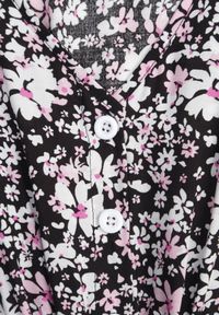 Renee - Czarna Bawełniana Sukienka z Guzikami Przy Dekolcie i Gumką w Pasie Grasita. Okazja: na co dzień. Typ kołnierza: dekolt w kształcie V. Kolor: czarny. Materiał: bawełna. Styl: klasyczny, casual #4