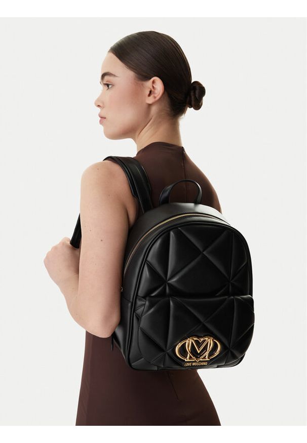 Love Moschino - LOVE MOSCHINO Plecak JC4037PP1OLC0000 Czarny. Kolor: czarny. Materiał: skóra