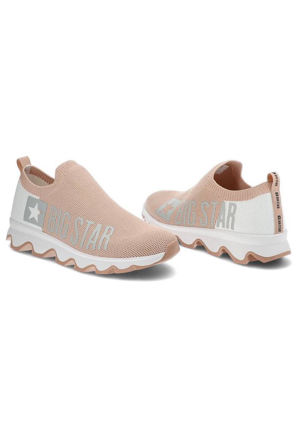 Big-Star - Beżowe Sneakersy Big Star Modne Buty Damskie. Okazja: do pracy, na spacer, na co dzień. Zapięcie: bez zapięcia. Kolor: beżowy. Materiał: materiał. Szerokość cholewki: normalna. Wzór: aplikacja. Sport: turystyka piesza