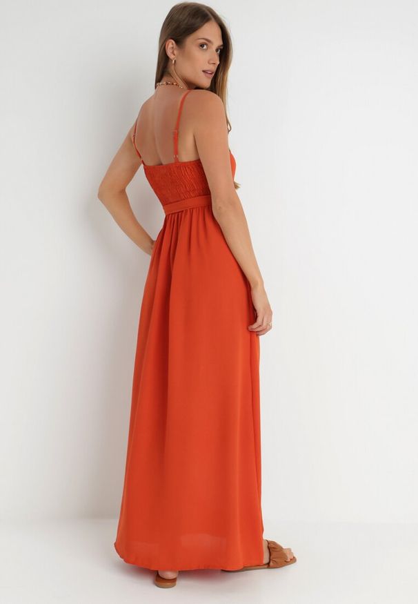 Born2be - Pomarańczowa Sukienka Semazik. Okazja: na co dzień. Kolor: różowy. Materiał: materiał. Długość rękawa: na ramiączkach. Wzór: aplikacja. Sezon: lato. Styl: casual. Długość: maxi