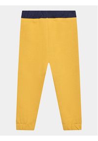 United Colors of Benetton - United Colors Of Benetton Spodnie dresowe 3PANGF02R Żółty Regular Fit. Kolor: żółty. Materiał: syntetyk #2