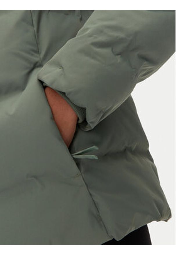 CMP Kurtka zimowa 34K0706 Zielony Regular Fit. Kolor: zielony. Materiał: syntetyk. Sezon: zima