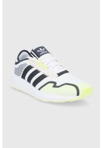 adidas Originals Buty SWIFT RUN X kolor biały. Nosek buta: okrągły. Zapięcie: sznurówki. Kolor: biały. Sport: bieganie #4