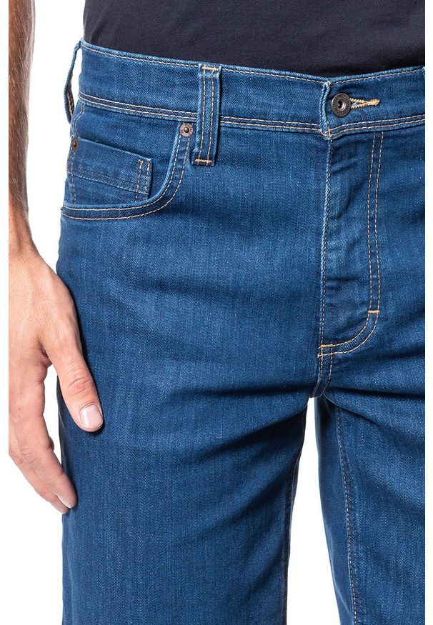 Mustang - SPODENKI MUSTANG Washington Shorts 1009588 5000 410. Materiał: jeans