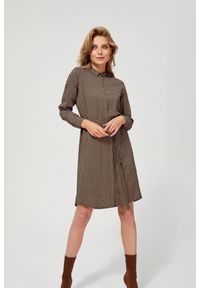 MOODO - Szmizjerka z paskiem. Okazja: na co dzień, do pracy. Materiał: wiskoza. Wzór: geometria. Typ sukienki: szmizjerki. Styl: casual #1