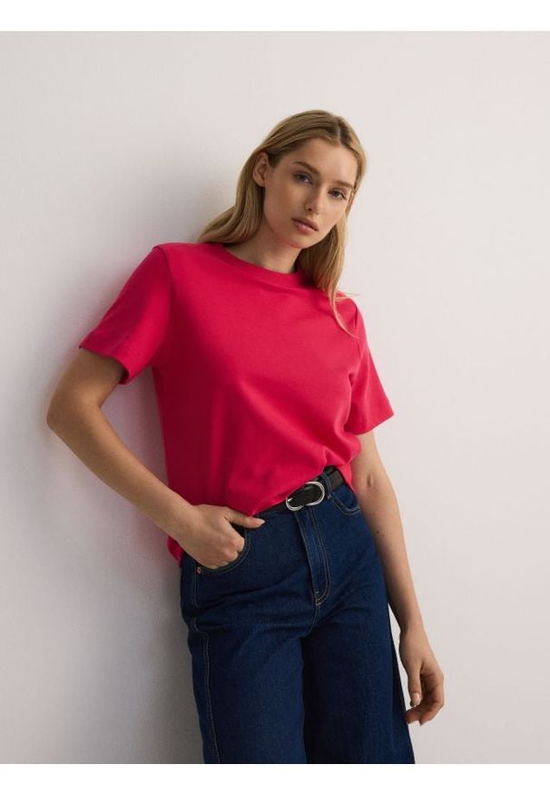 Reserved - T-shirt z bawełny merceryzowanej - fuksja. Kolor: różowy. Materiał: bawełna