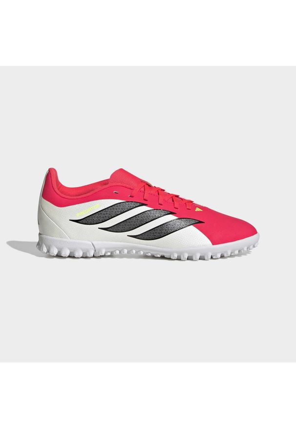 Adidas - Buty piłkarskie dla dzieci ADIDAS Predator Club Turf. Kolor: czerwony. Materiał: syntetyk, materiał. Szerokość cholewki: normalna. Sport: piłka nożna