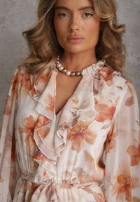 Renee - Pomarańczowa Eteryczna Sukienka Zdobiona Falbankami i Wiązanym Paskiem Rhelaith. Okazja: na randkę, na imprezę. Typ kołnierza: kołnierz z falbankami. Kolor: pomarańczowy. Materiał: poliester. Wzór: aplikacja. Styl: boho #6