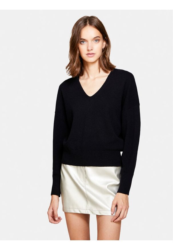 Sisley Sweter 1044M400T Czarny Regular Fit. Kolor: czarny. Materiał: wełna