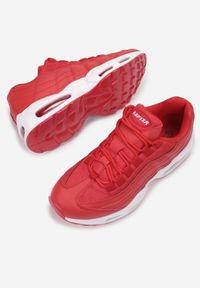 Renee - Czerwone Sneakersy Avagune. Nosek buta: okrągły. Kolor: czerwony. Materiał: materiał. Szerokość cholewki: normalna. Wzór: aplikacja