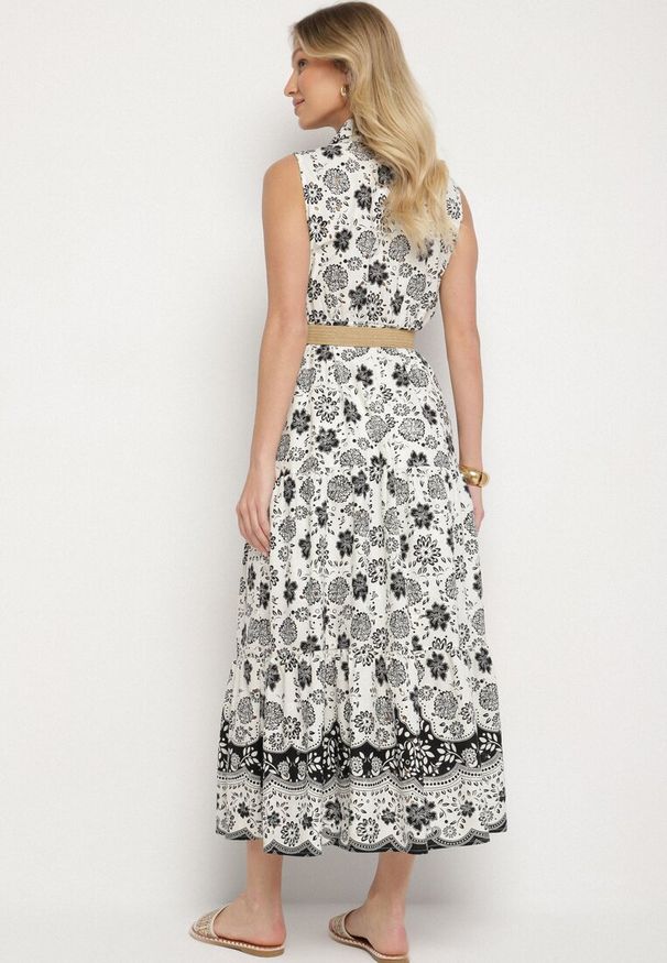 Born2be - Czarna Bawełniana Sukienka o Koszulowym Kroju Bez Rękawów z Paskiem Mirulenia. Okazja: na co dzień. Typ kołnierza: dekolt w kształcie V. Kolor: czarny. Materiał: bawełna. Długość rękawa: bez rękawów. Wzór: kwiaty, aplikacja, haft. Typ sukienki: koszulowe. Styl: casual