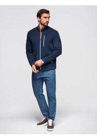 Ombre Clothing - Strukturalna kurtka biker męska ze stójką – ciemnoniebieska V1 - Rozmiar: M. Okazja: na co dzień. Typ kołnierza: kołnierzyk stójkowy. Kolor: niebieski. Materiał: skóra, poliester, dzianina. Styl: casual, elegancki #9