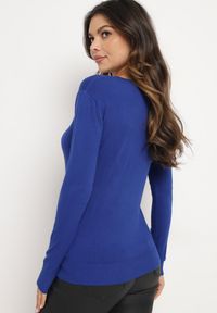 Born2be - Granatowy Sweter z Bawełną i Dekoltem w Serek Etarevia. Okazja: na co dzień. Typ kołnierza: dekolt w serek. Kolor: niebieski. Materiał: bawełna. Styl: casual #5