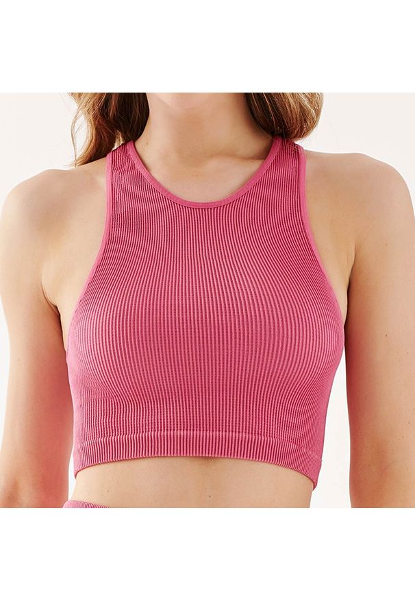 Gabriella - Bezszwowy top damski z dekoltem halter rib rose. Okazja: na co dzień. Typ kołnierza: dekolt halter. Kolor: różowy. Materiał: prążkowany, dzianina, poliamid, mikrofibra, włókno, elastan. Styl: sportowy, casual