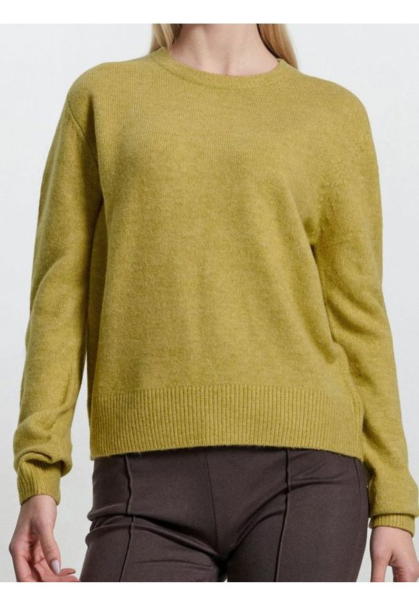 Sinsay - Sweter melanżowy basic - żółty. Kolor: żółty. Wzór: melanż