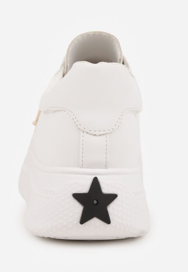 Born2be - Białe Sneakersy VICES na Grubej Podeszwie z Bieżnikiem Zdobionej Gwiazdką Natevia. Okazja: na co dzień. Kolor: biały. Materiał: jeans. Wzór: aplikacja. Sezon: lato
