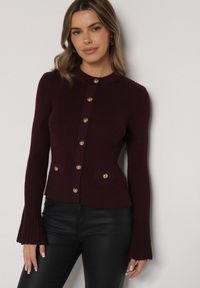 Born2be - Bordowy Kardigan z Wiskozą Ozdobiony Rozszerzanymi Rękawami i Guzikami Tiolenda. Okazja: na co dzień. Kolor: czerwony. Materiał: wiskoza. Wzór: aplikacja. Styl: casual, elegancki #1