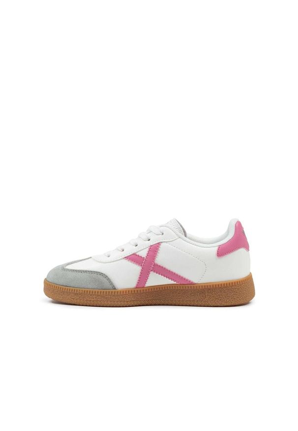 Munich - Buty MUNICH MINI BARRU 09 Biały. Okazja: na co dzień. Kolor: biały. Materiał: syntetyk, tkanina, skóra