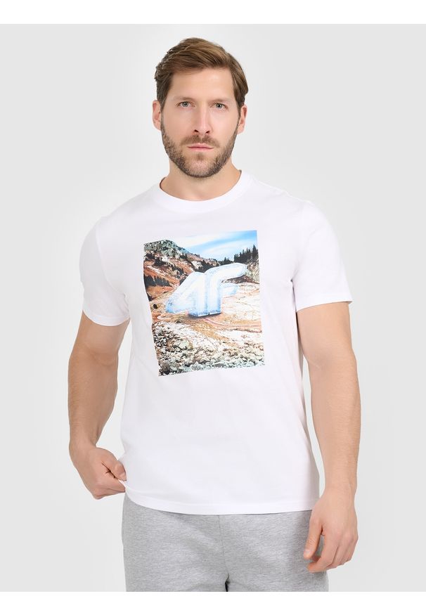 4f - 4F T-shirt regular z nadrukiem męski - biały S. Okazja: na co dzień. Kolor: biały. Materiał: materiał, dzianina, bawełna. Wzór: nadruk. Styl: casual