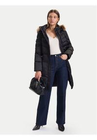 Guess Kurtka puchowa W5BL30 W2802 Czarny Regular Fit. Kolor: czarny. Materiał: syntetyk #1