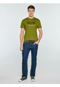 Big-Star - Koszulka męska o klasycznym kroju zielona Bruno 305. Okazja: na co dzień. Kolor: zielony. Materiał: dzianina, bawełna, materiał. Wzór: nadruk, jednolity. Styl: klasyczny #5