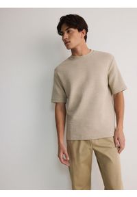 Reserved - T-shirt boxy z bawełną - beżowy. Kolor: beżowy. Materiał: bawełna #1