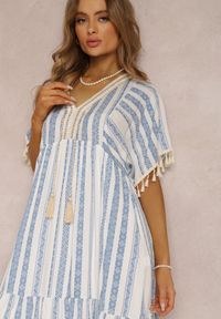 Renee - Niebieska Sukienka Kharousa. Kolor: niebieski. Długość rękawa: krótki rękaw. Wzór: aplikacja, paski. Sezon: lato. Typ sukienki: rozkloszowane. Styl: wakacyjny. Długość: mini #5