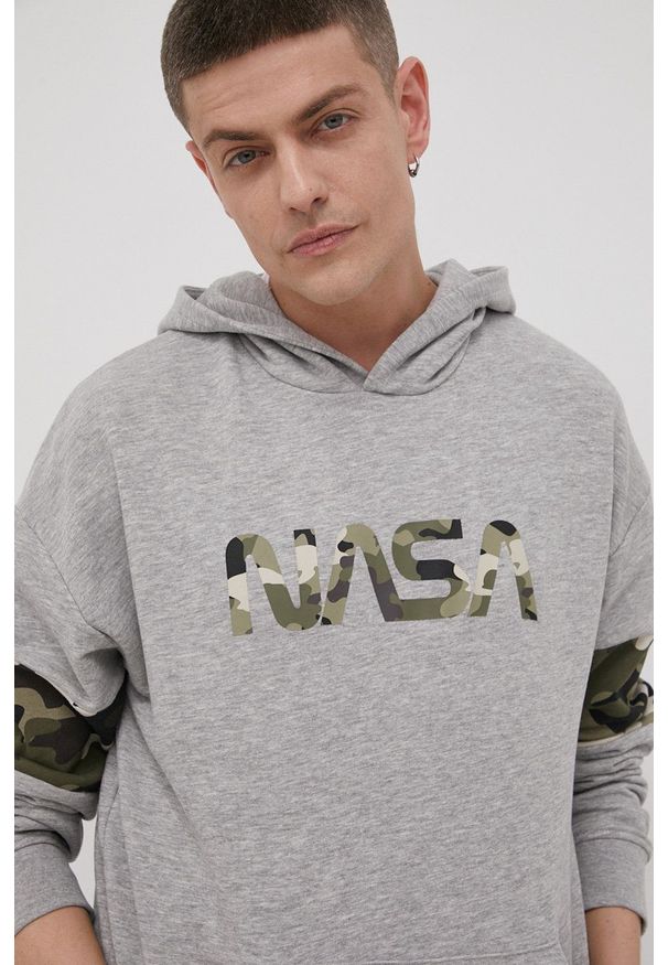 Only & Sons Bluza męska kolor szary z kapturem melanżowa. Typ kołnierza: kaptur. Kolor: szary. Materiał: bawełna, dzianina. Wzór: melanż