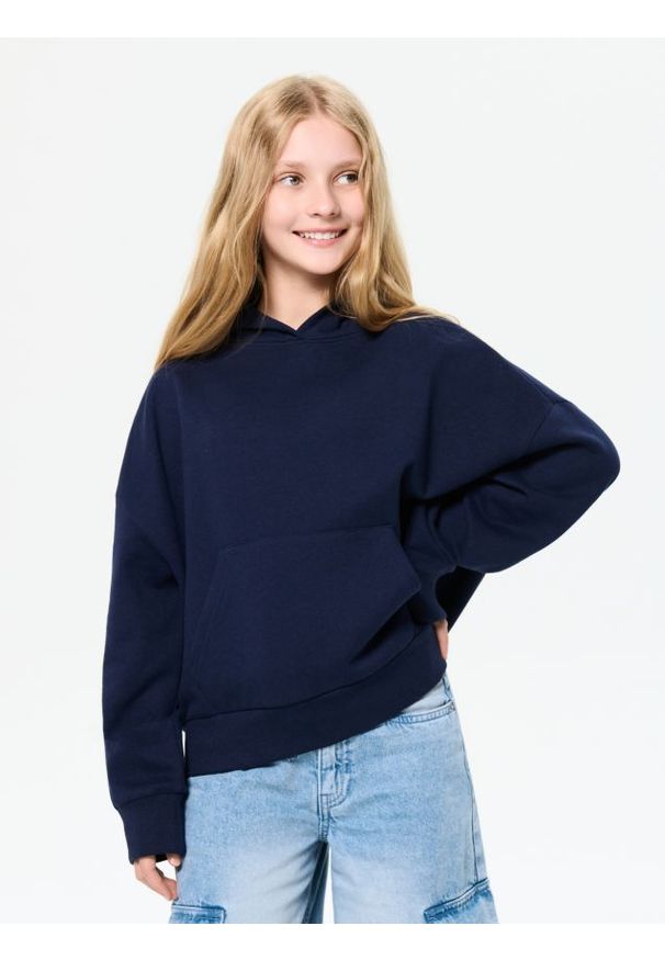 Sinsay - Bluza hoodie basic - granatowy. Kolor: niebieski