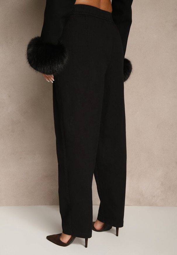 Renee - Czarne Spodnie High Waist z Bawełny o Szerokim Kroju Nalitia. Okazja: na co dzień. Stan: podwyższony. Kolor: czarny. Materiał: bawełna. Styl: casual