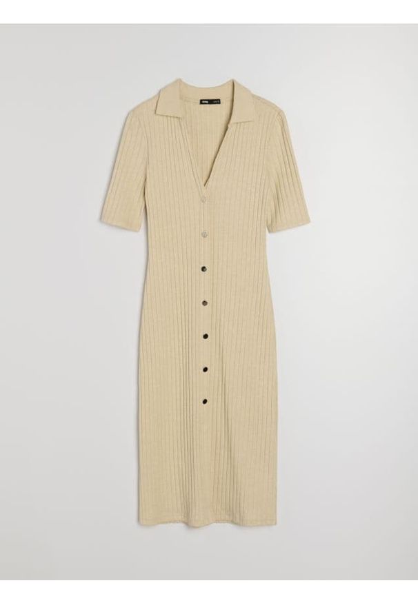 Sinsay - Dzianinowa sukienka w prążek z domieszką wiskozy - beżowy. Kolor: beżowy. Materiał: dzianina, wiskoza. Wzór: prążki